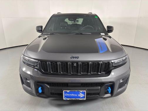 2024 Jeep Grand Cherokee 4xe Trailhawk