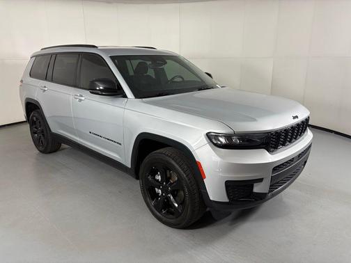 Silver Zynith 2022 Jeep Grand Cherokee L Altitude