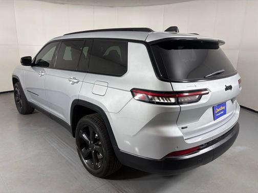 Silver Zynith 2022 Jeep Grand Cherokee L Altitude