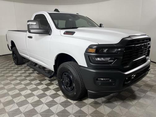 2025 RAM 2500 Tradesman Regular Cab 4x2 8' Box