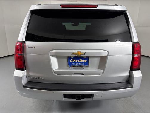 Silver Ice Metallic 2019 Chevrolet Tahoe LT