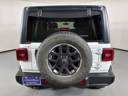 Bright White Clearcoat 2021 Jeep Wrangler Unlimited Sport