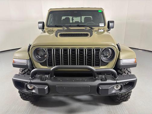41 2026 Jeep Gladiator Willys 41 4x4