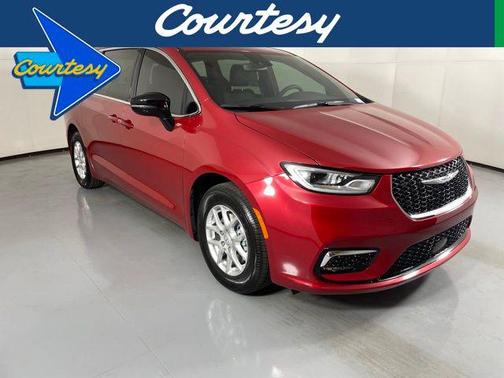 2026 Chrysler Pacifica L