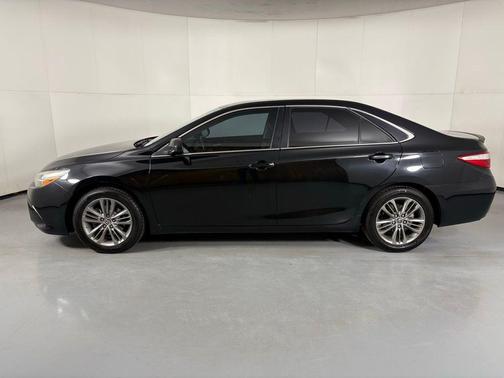 Attitude Black 2015 Toyota Camry SE
