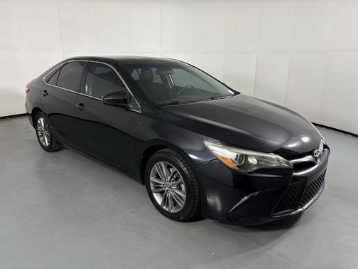 Attitude Black 2015 Toyota Camry SE