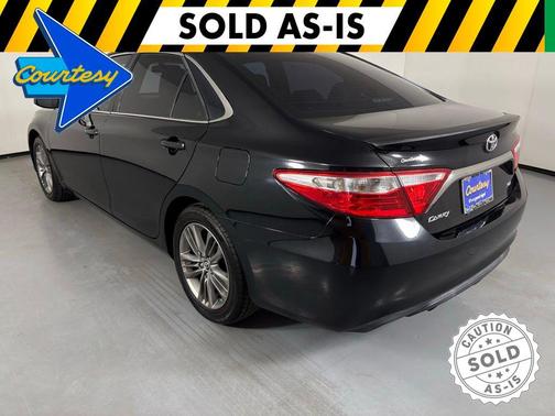 Attitude Black 2015 Toyota Camry SE