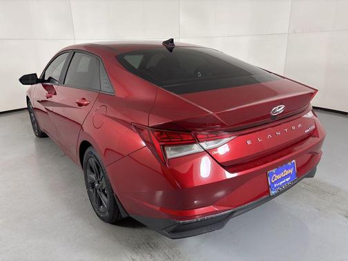 2023 Hyundai ELANTRA HEV Blue