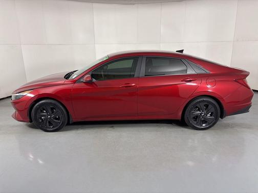 2023 Hyundai ELANTRA HEV Blue