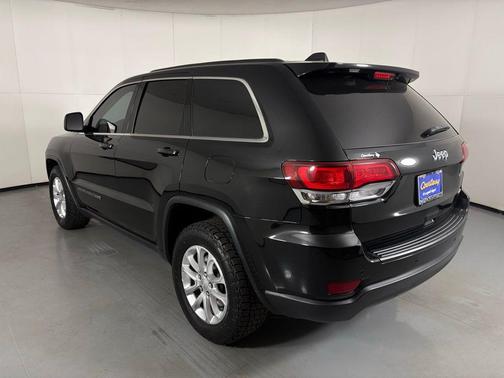 2022 Jeep Grand Cherokee Laredo