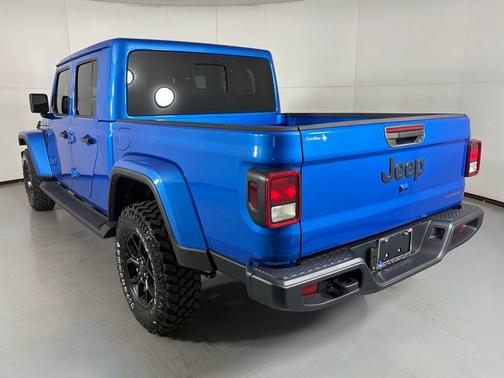 2025 Jeep Gladiator High Tide