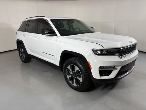 Bright White Clearcoat 2022 Jeep Grand Cherokee 4xe Base