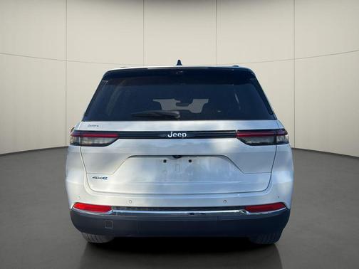 Bright White Clearcoat 2022 Jeep Grand Cherokee 4xe Base