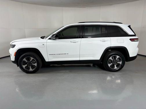 Bright White Clearcoat 2022 Jeep Grand Cherokee 4xe Base