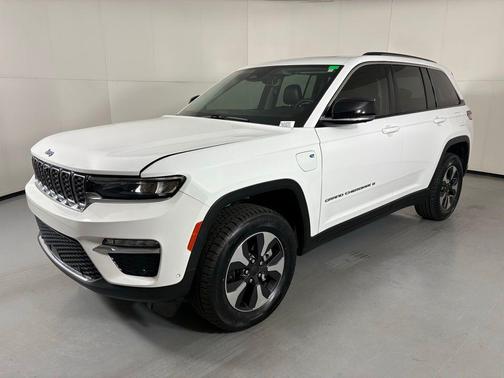 Bright White Clearcoat 2022 Jeep Grand Cherokee 4xe Base