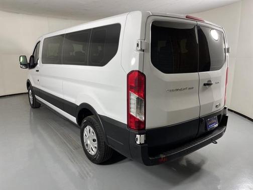 2022 Ford Transit-350 XLT
