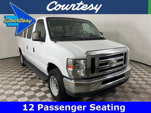 2014 Ford E350 Super Duty XLT