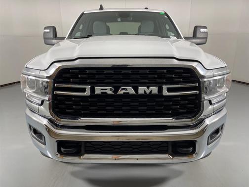 2023 RAM 2500 Big Horn Crew Cab 4x4 6'4' Box