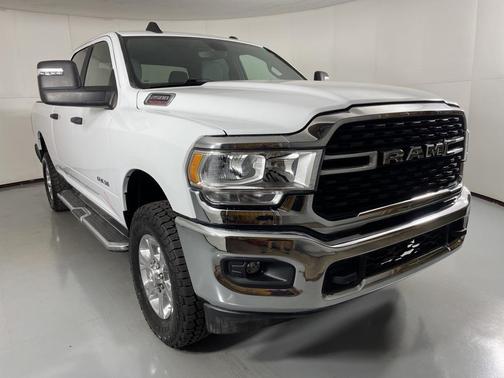 2023 RAM 2500 Big Horn Crew Cab 4x4 6'4' Box