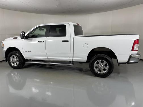 2023 RAM 2500 Big Horn Crew Cab 4x4 6'4' Box