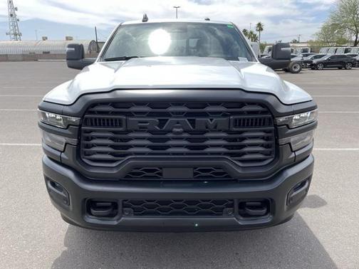 2025 RAM 2500 Tradesman Crew Cab 4x2 6'4' Box