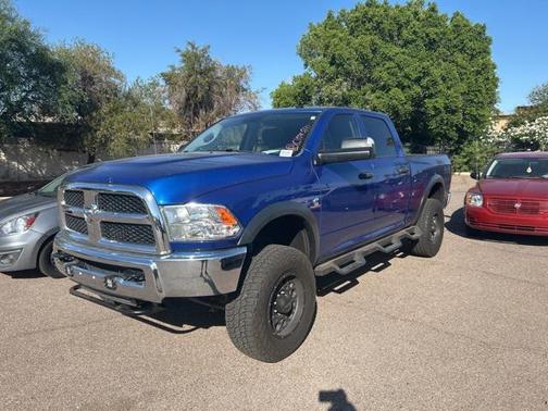 2018 RAM 2500 Tradesman Crew Cab 4x4 6'4' Box