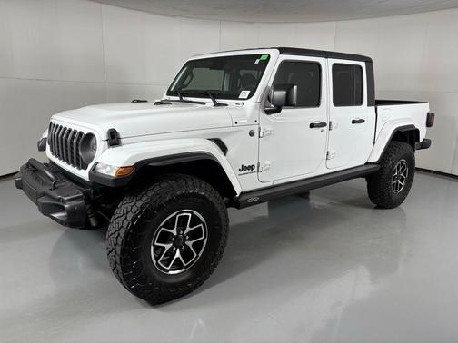 2024 Jeep Gladiator Sport S