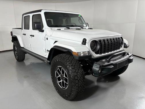 2024 Jeep Gladiator Sport S