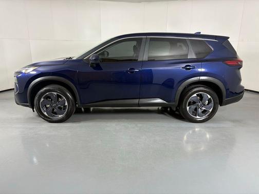 Deep Ocean Blue Pearl 2024 Nissan Rogue SV