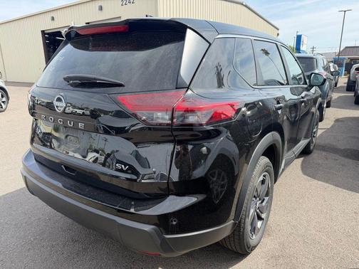 Super Black 2024 Nissan Rogue SV