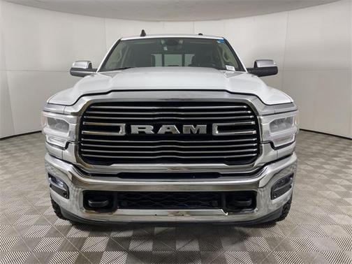 2022 RAM 2500 Laramie Crew Cab 4x4 6'4' Box