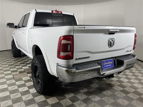 2022 RAM 2500 Laramie Crew Cab 4x4 6'4' Box