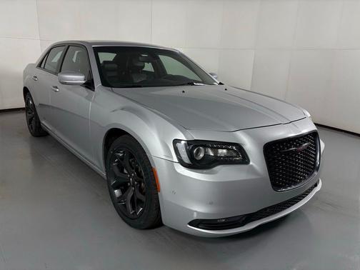 2023 Chrysler 300 S