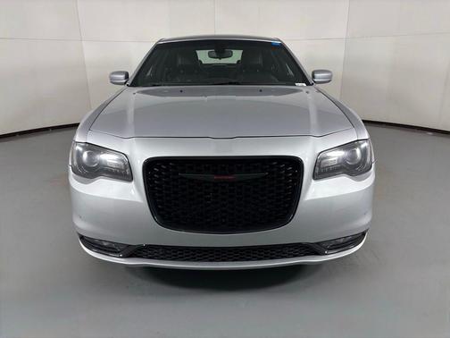 2023 Chrysler 300 S