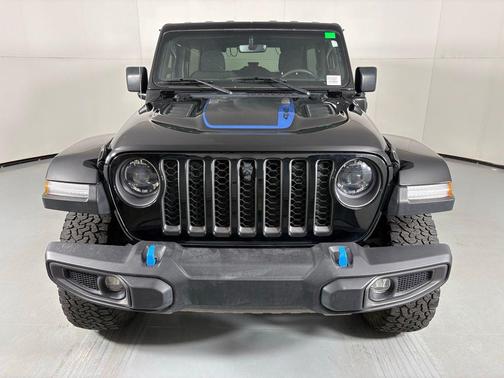 Black Clearcoat 2023 Jeep Wrangler 4xe Rubicon