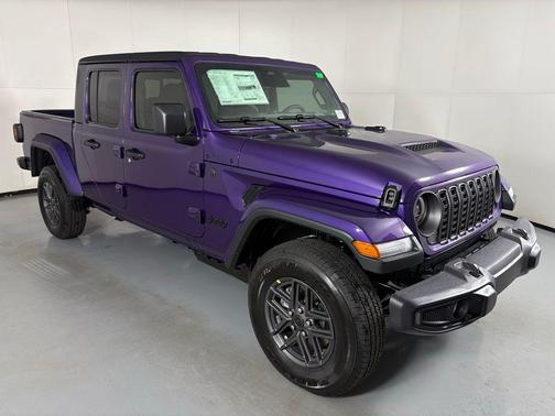 2026 Jeep Gladiator Sport S