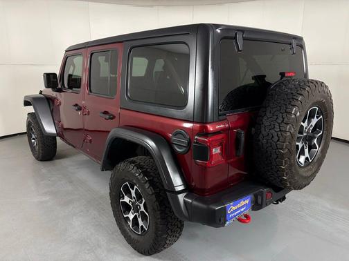 Snazzberry Pearlcoat 2022 Jeep Wrangler Unlimited Rubicon