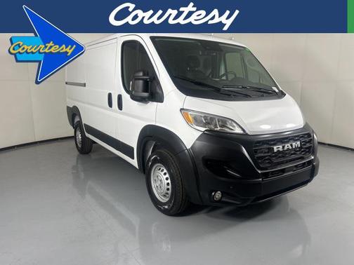 2025 RAM ProMaster 1500 Low Roof