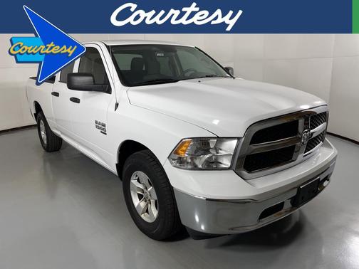2024 RAM 1500 Classic SLT