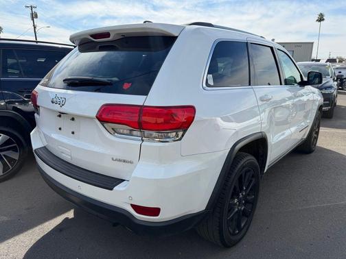 2018 Jeep Grand Cherokee Laredo E