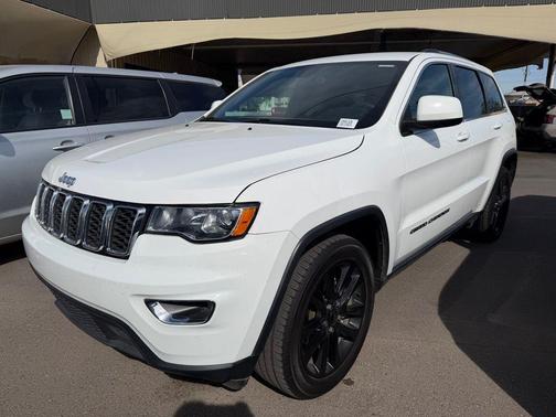 2018 Jeep Grand Cherokee Laredo E
