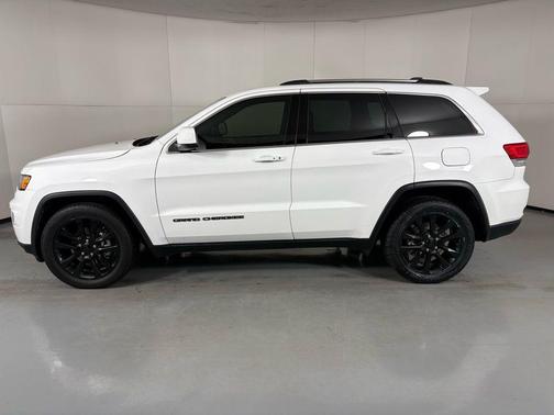 2018 Jeep Grand Cherokee Laredo E