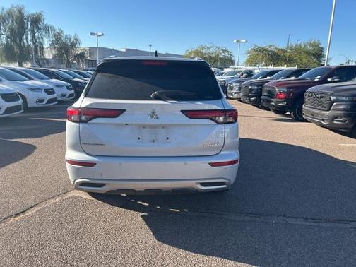 2023 Mitsubishi Outlander PHEV SEL