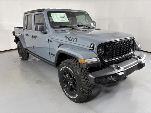 2026 Jeep Gladiator Willys 4x4