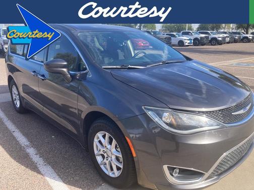 2020 Chrysler Pacifica Touring