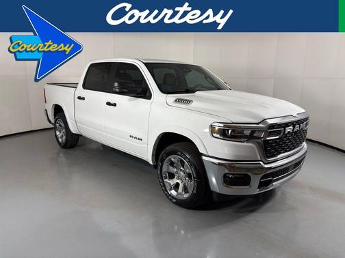 Bright White Clearcoat 2026 RAM 1500 Big Horn/Lone Star