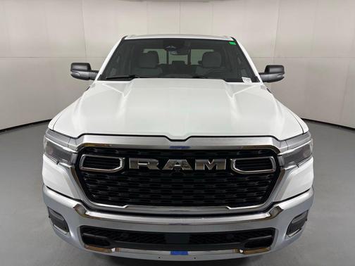 Bright White Clearcoat 2026 RAM 1500 Big Horn/Lone Star