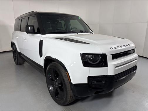 2025 Land Rover Defender 110 P400 X-Dynamic SE