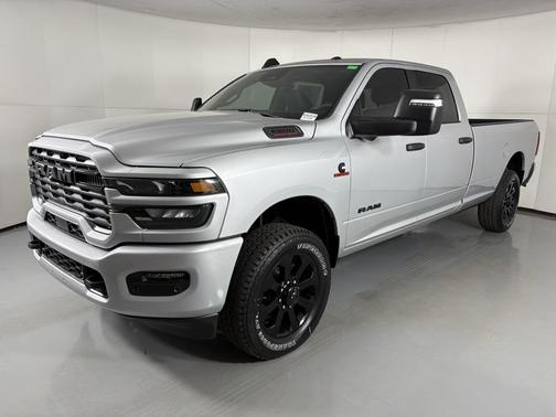 2026 RAM 3500 Big Horn Crew Cab 4x4 8' Box