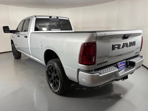 2026 RAM 3500 Big Horn Crew Cab 4x4 8' Box
